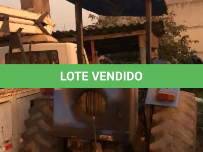 LOTE 029 - Trator New Holand