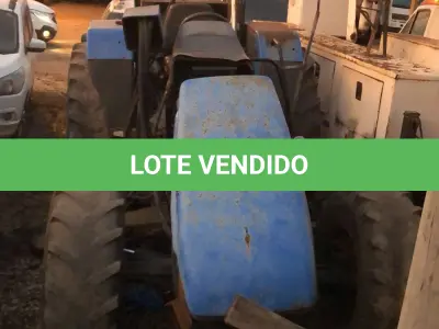 LOTE 029 - Trator New Holand