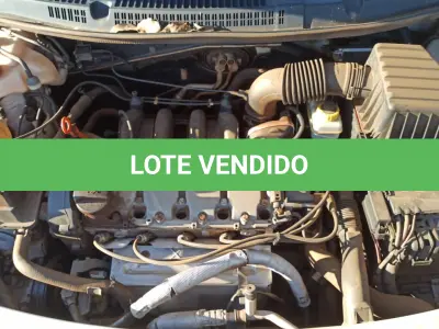 LOTE 002 - Automóvel Marca: Volkswagen - Modelo: Voyage 1.6 - Ano/Modelo:  2011/2012 - 04 portas - 05 Passageiros - 104 CV - Cor: Branca