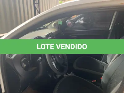 LOTE 006 - Automóvel Marca: Fiat - Modelo: Mobi Like ON - Ano/Modelo: 2016/2017 - 04 portas - 05 Passageiros - 75 CV - Cor: Branca .