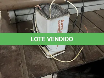 LOTE 006 - Lote de sucata de reatores (aproximadamente 35 unidades) e sucata de um aparelho de solda com carregador de bateria.
