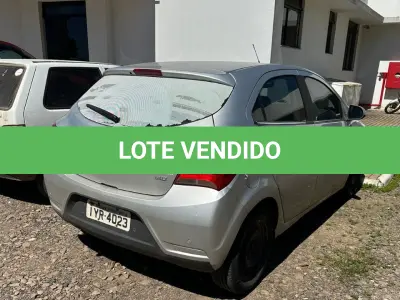 LOTE 002 - Automóvel Chevrolet Onix 1.4 MT LT -  2018/2018
