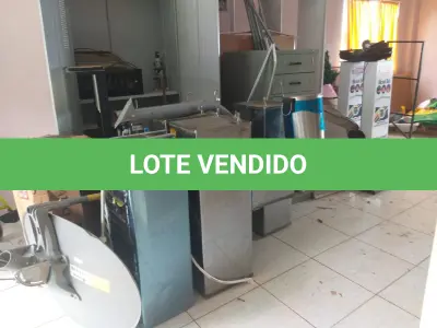 LOTE 015 - Lote de sucatas diversas.