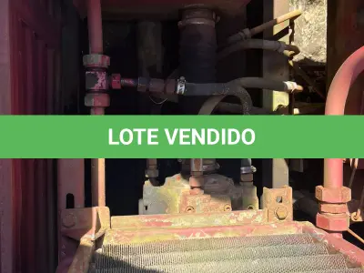 LOTE 011 - Escavadeira Poclain LC 80 CASE Ano 1990