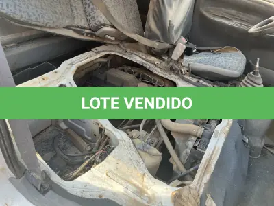 LOTE 006 - Microonibus Kia Besta GS Ano/Modelo 2001, Capacidade 12 pessoas