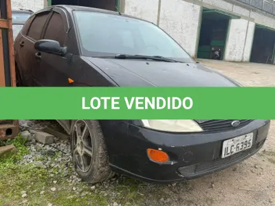 LOTE 001 - Veículo FORD FOCUS 1.8L HA, Cor Preta, Ano/Modelo 2002/2003.