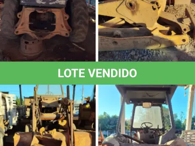 LOTE 011 - Retroescavadeira Caseottomaq 580 L2 ano 1990, Cor amarela, removido a lança, cod. patrim. 30967.