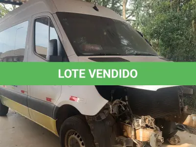LOTE 001 - Micro-ônibus Van Sprinter 416L, M.Benz, Ano/Modelo 2021/2022, Branca.