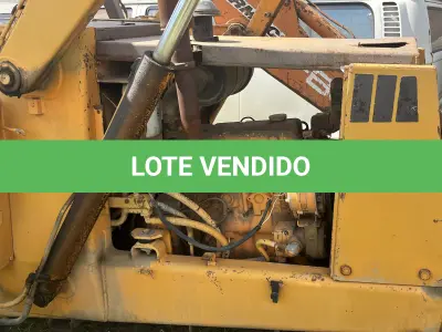 LOTE 012 - Retroescavadeira Case 580H Ano 1987