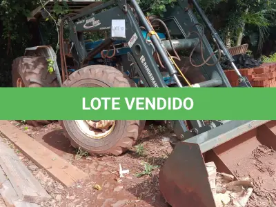 LOTE 010 - Trator Ford 8030 mais Concha Frontal. Ano 1998