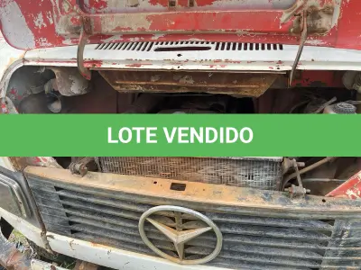 LOTE 001 - Caminhão Mercedes Benz 608D, Carroceria aberta, Ano/Modelo 1982