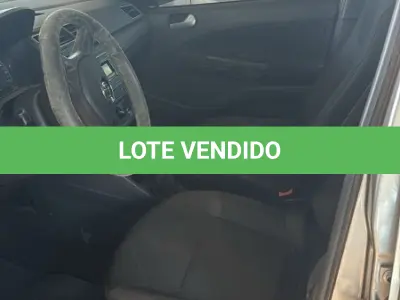 LOTE 002 - Automóvel VW/NOVO GOL TL MCV, ano 2017, Prata
