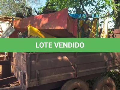 LOTE 012 - Lote de Sucatas: equipamentos