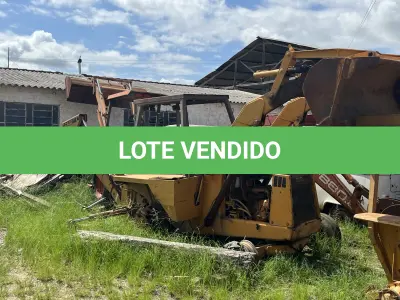 LOTE 012 - Retroescavadeira Case 580H Ano 1987