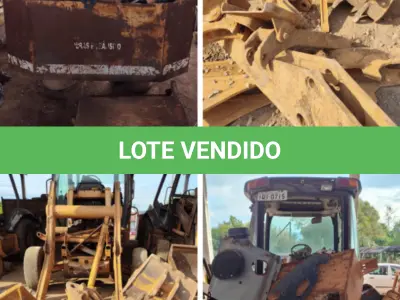 LOTE 012 - Retroescavadeira Caseottomaq 580 L2 ano 2009 – Chassi N9AH15422 - Cor amarela, removido a lança, cod. patrim. 30962