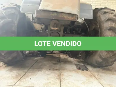 LOTE 002 - TRATOR AGRICOLA (em estado de sucata, com documento e emplacamento), MARCA AGRALE, MODELO 5085.4, COR PRATA, ANO DE FABRICAÇÃO/MODELO 2008,