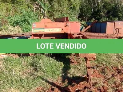 LOTE 008 - Enfardadeira de nogueira modelo Ap 41n ano 2002