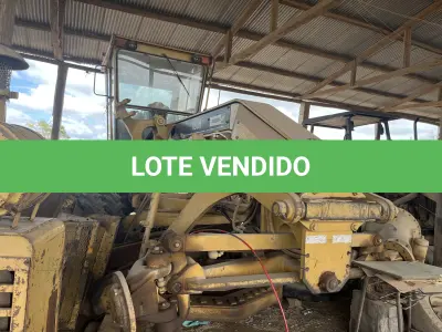LOTE 014 - Motoniveladora Carterpilar 120 H Motor 3116 Ano 2001