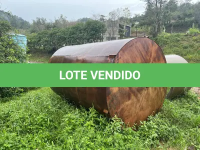 LOTE 007 - Sucata de um reservatório de ferro
