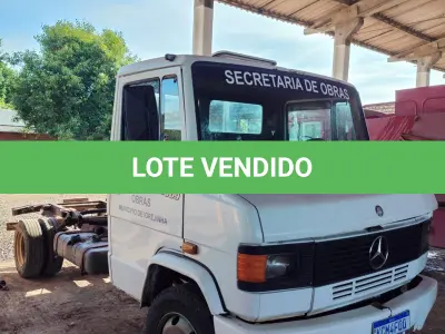 LOTE 009 - Caminhão Mercades Benz 709, cor branca, ano/modelo 1991/1991