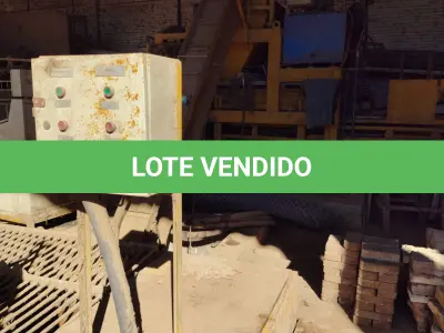 LOTE 015 - Maquina de confeccionar Bloquetes, Codigo de patrimonio 31839, em funcionamento .