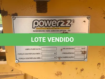 LOTE 007 - Rolo Compactador Powerzz - Modelo 818A - Ano: 03/2017 - Combustível: Diesel