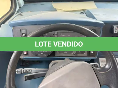 LOTE 003 - VEÍCULO MICROÔNIBUS AMBULÂNCIA, FIAT IVECO, MODELO COMIL BELLA M, DIESEL, CAP. 6,2 TON, 122 CV, COR BRANCA, ANO DE FABRICAÇÃO 2003, MODELO 2004