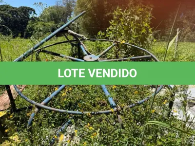 LOTE 005 - Lote de Sucata diversas contendo eletrônicos, mobiliários e ferros.