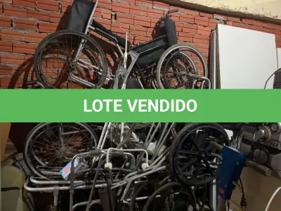 LOTE 005 - Lote de Sucata diversas contendo eletrônicos, mobiliários e ferros.