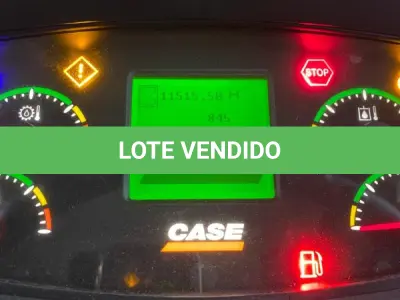 LOTE 003 - Motoniveladora cor laranja CASE, modelo 845B, 2014.