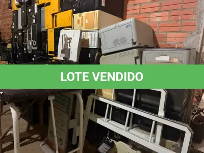 LOTE 005 - Lote de Sucata diversas contendo eletrônicos, mobiliários e ferros.