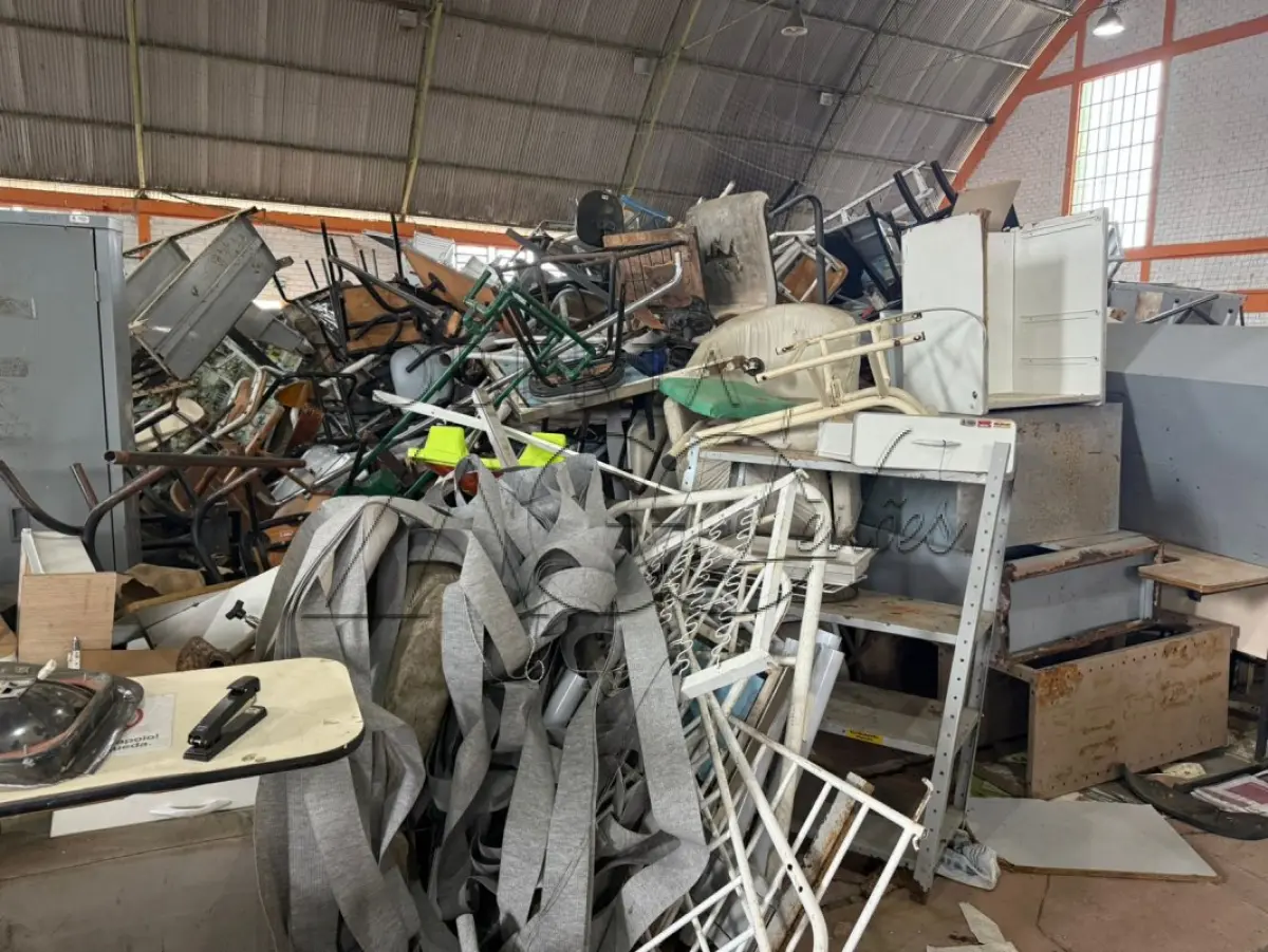 LOTE 001 - Lote de Sucata Inservíveis