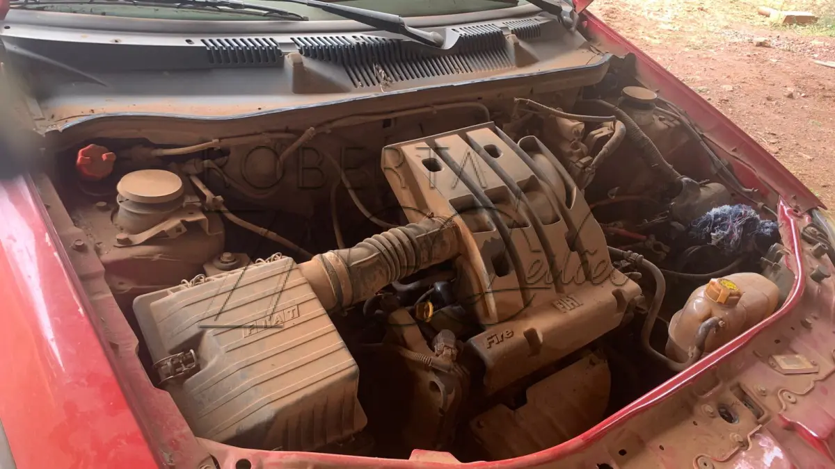 LOTE 002 - Camionete Fiat Strada Working CS, Ano/Modelo 2013/2014, Vermelha