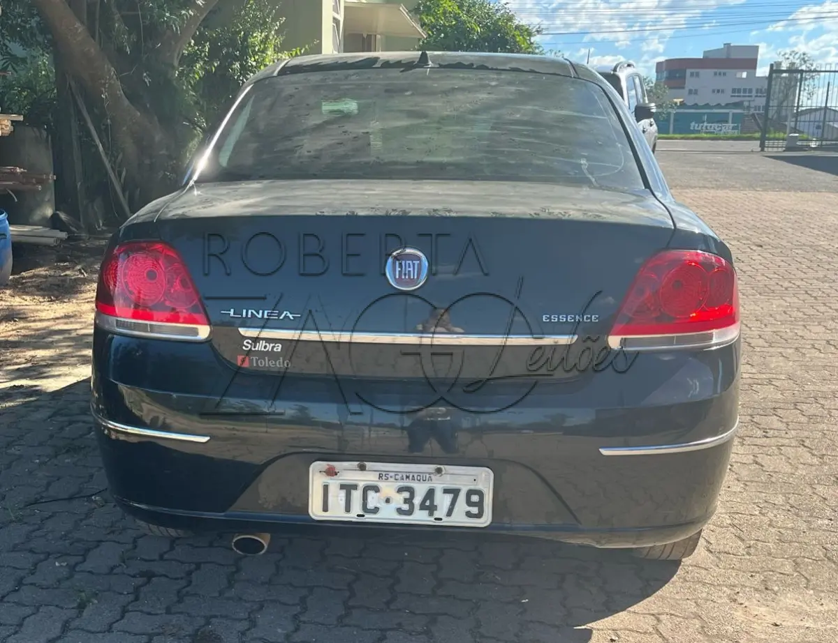 LOTE 001 - Veículo Fiat/Linea Essence 1.8 2012
