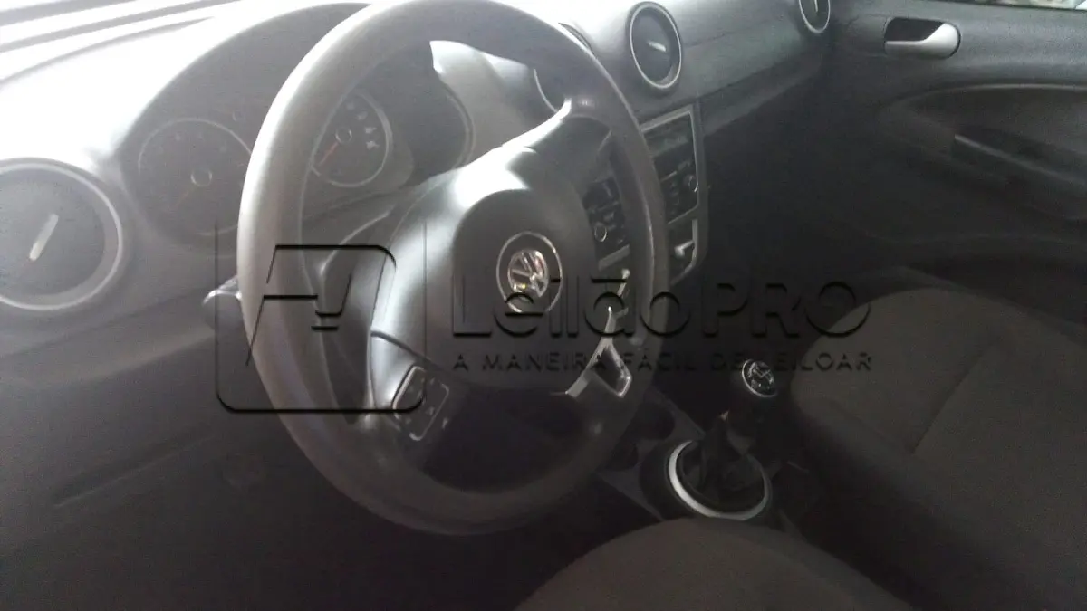 LOTE 004 - Automóvel VW/NOVO GOL 1.0, ano 2014