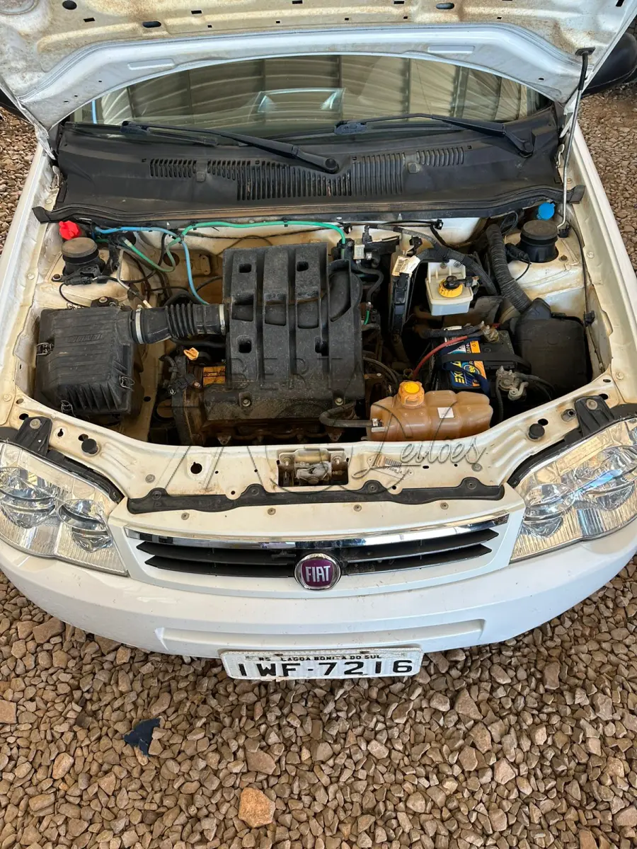 LOTE 001 - Automóvel Fiat  Palio Fire - 2014/2015
