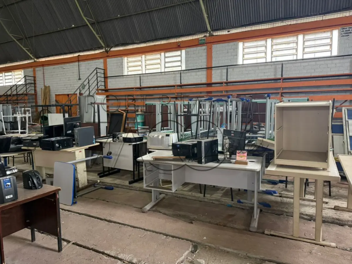 LOTE 001 - Lote de Sucata Inservíveis