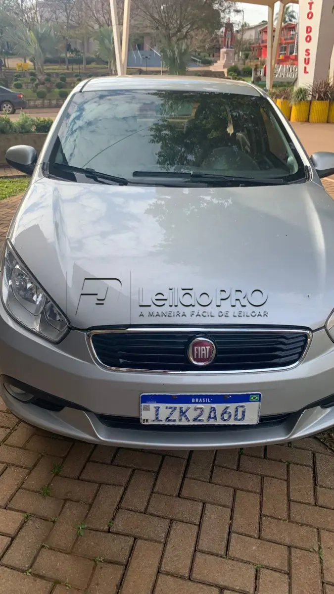 LOTE 004 - Automóvel Marca: Fiat - Modelo: Grand Siena Attractive 1.0 - Ano/Modelo: 2019/2019 - 04 portas - 05 Passageiros - 75 CV - Cor: Prata