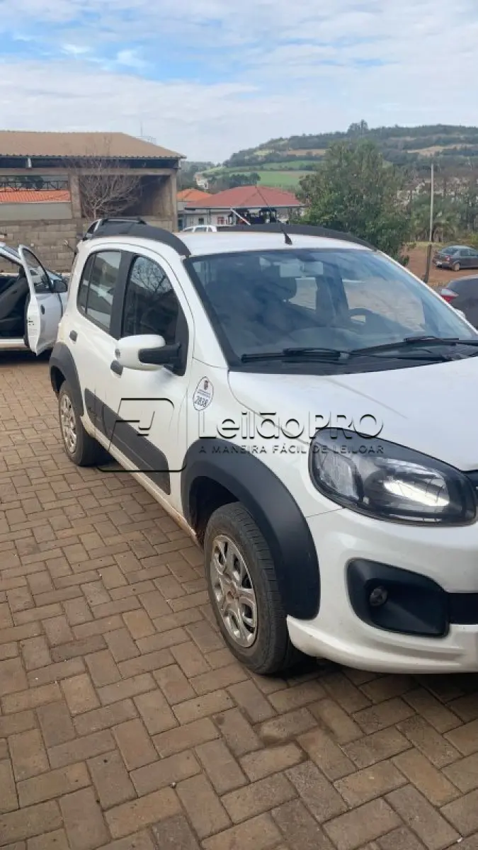 LOTE 003 - Fiat Uno Way 1.3, Ano/Modelo 2017/2018, Branco