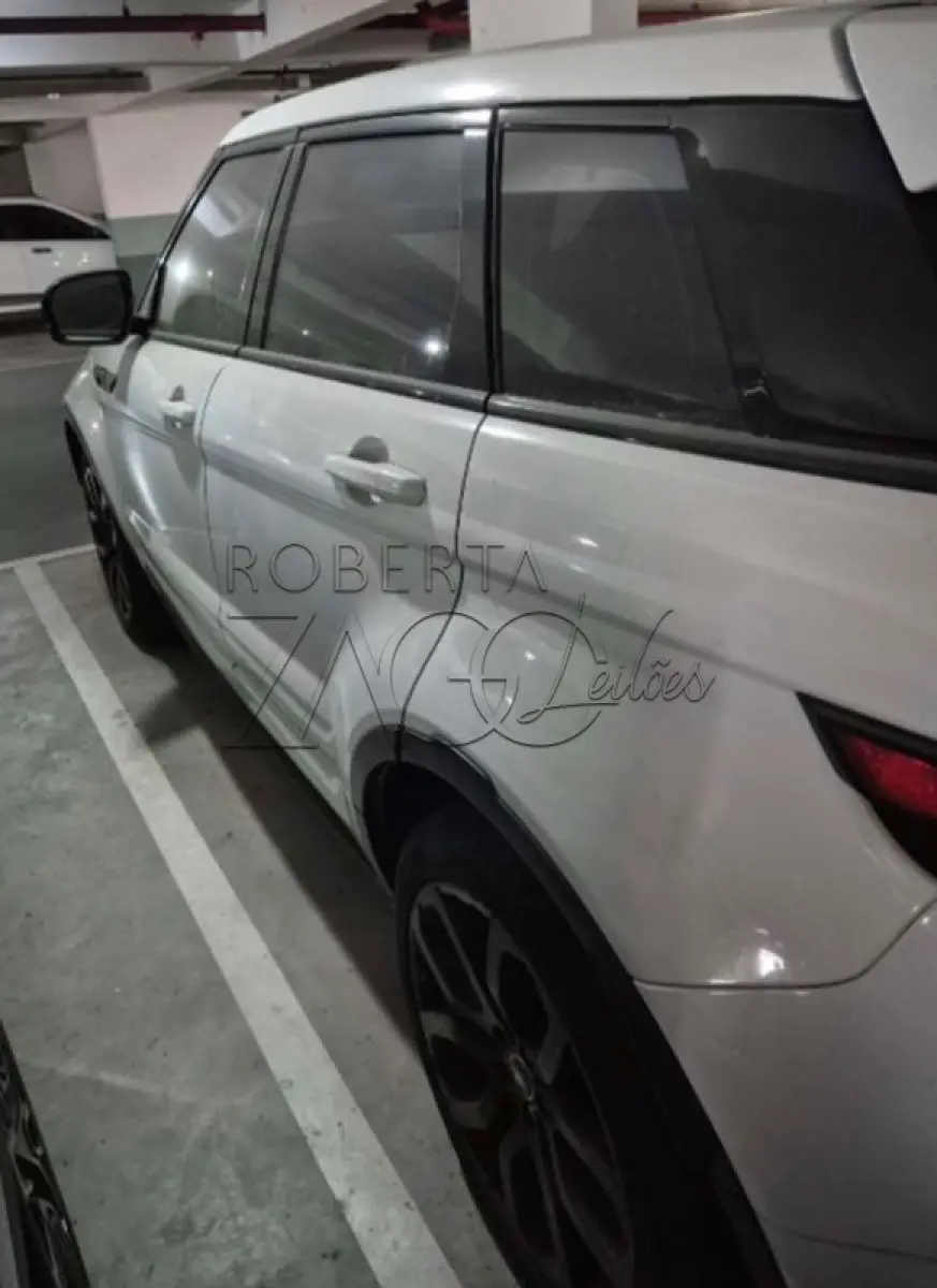 LOTE 016 - Automóvel I/LR Evoque Dynamique 5D, placa MLL-1328, ano/modelo 2013/2013, cor branca.
