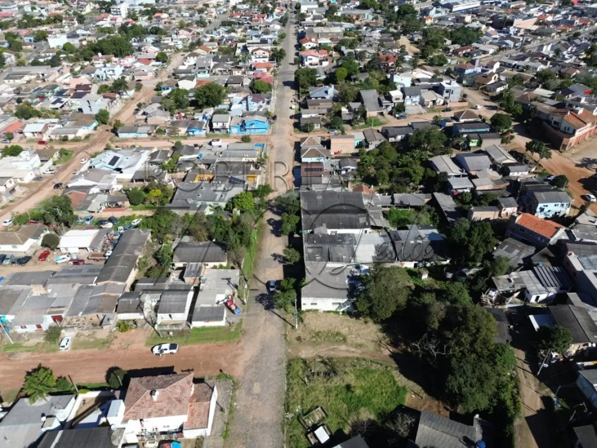 LOTE 001 - Imóvel na Rua Carlos Kruger, 605, Vila Nova em Camaquã/RS