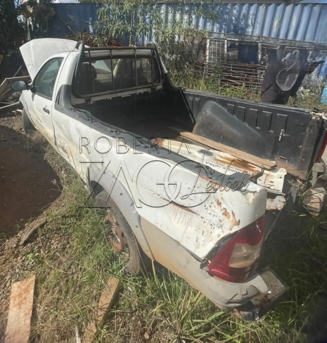 LOTE 001 - VEICULO, FIAT/STRADA WORKING 1.4 FIRE FLEX 2012/2013,  COR BRANCA.
