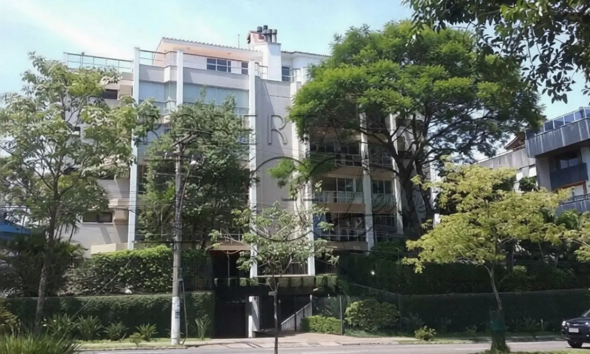 LOTE 003 - O imóvel matrícula nº 81.913 do Registro de Imóveis da 4ª Zona de Porto Alegre, Estacionamento nº 12, descoberto, do Edifício Solar das Figueiras, localizado na Avenida Dr. Nilo Peçanha, nº 2755.