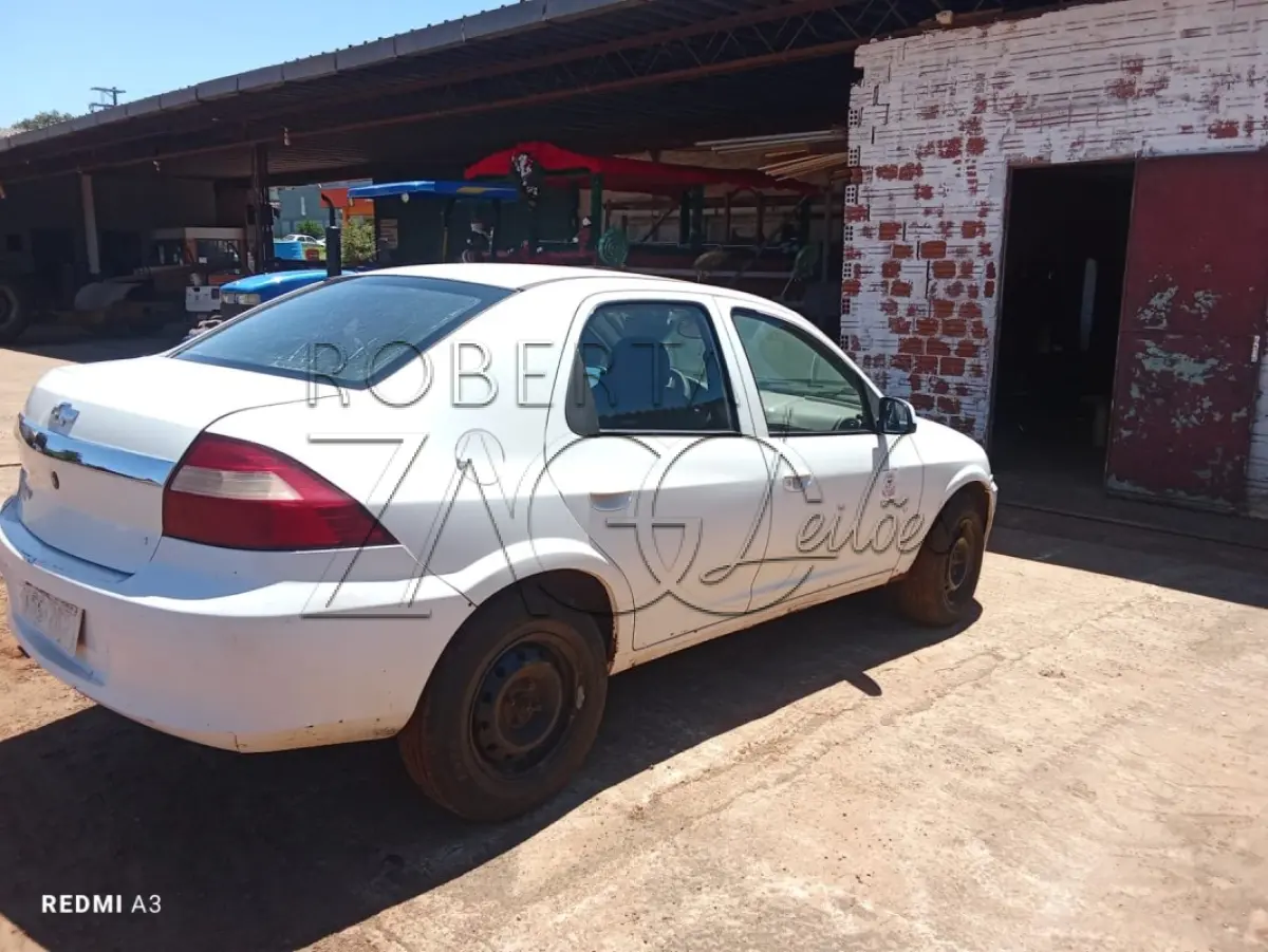 LOTE 004 - Veículo GM Chevrolet Prisma 1.4L LT 2011/2012.