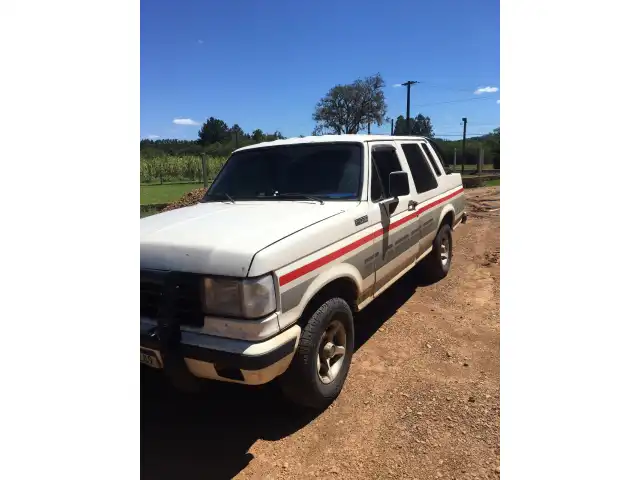VEÍCULO FORD F1000 SS, Cor Branca, Ano/Modelo 1992/1993