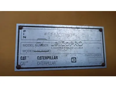 LOTE 011 - Motoniveladora (Patrola) Caterpillar - Modelo 120H - Ano/Modelo:  1998/1998 - Combustível: Diesel