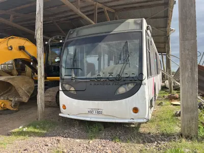 LOTE 003 - Ônibus SCANIA/CAIO MILLENIUN L94UB, Ano/Modelo 1998/1999, Capacidade: 41 passageiros