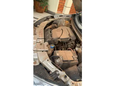 LOTE 004 - Automóvel Marca: Fiat - Modelo: Grand Siena Attractive 1.0 - Ano/Modelo: 2019/2019 - 04 portas - 05 Passageiros - 75 CV - Cor: Prata