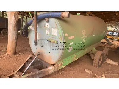 LOTE 011 - Equipamento: Distribuidor de Adubo Orgânico Líquido à Vácuo - Marca: Lumeco - Modelo: LMC 6000 - Série: 163/2018 - Cor: Verde - Ano de Fabricação: 2018.