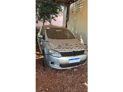 LOTE 001 - Automóvel VW/FOX 1.0 GII, ano 2012, Prata